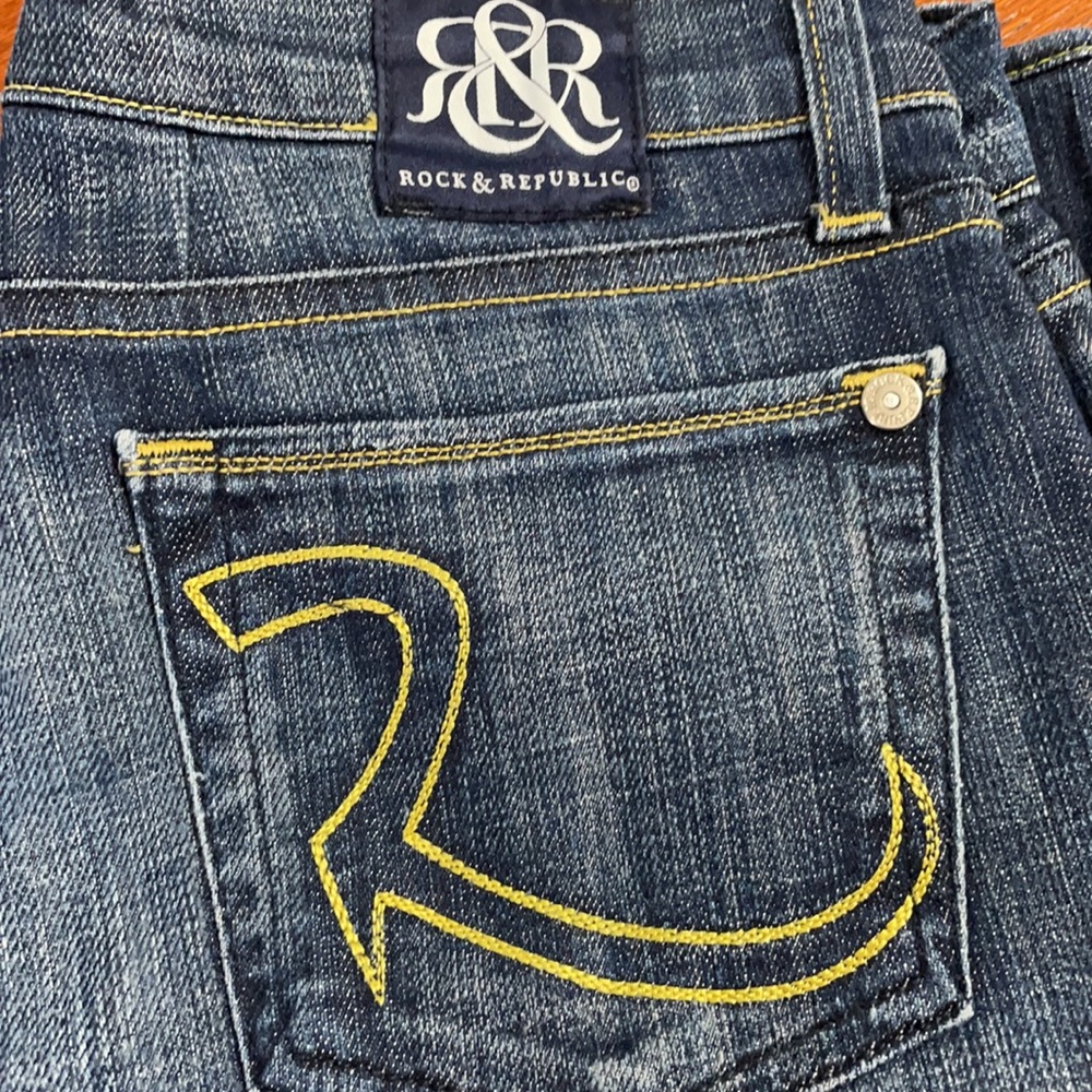 Rock & Republic Women’s Dark Blue Denim Jeans with Yellow Stitching